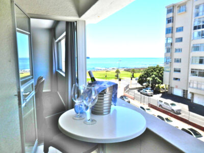 Sea view, restaurants 2 min- ideal for family holidays