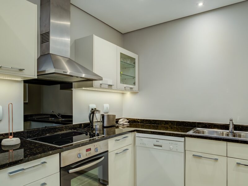 V and A Waterfront, Waterway Aspect, Shopping Mall, Marina, Gym, Pool, (1 Bedroom, Sleeps 2)