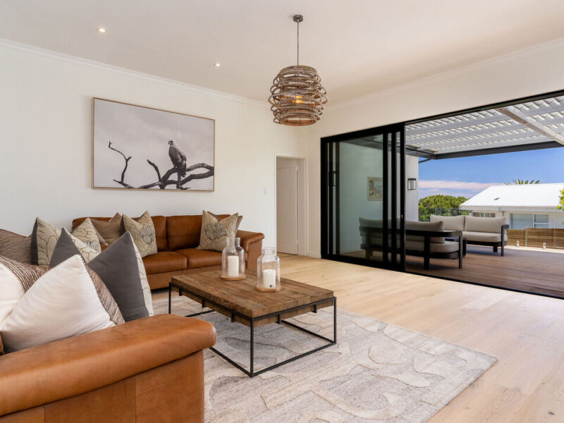 Villa Clarity - Luxury 4-Bedroom Pool Villa with Ocean & Mountain Views