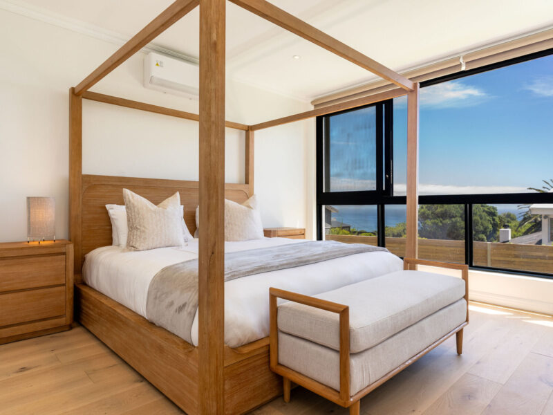 Villa Clarity - Luxury 4-Bedroom Pool Villa with Ocean & Mountain Views