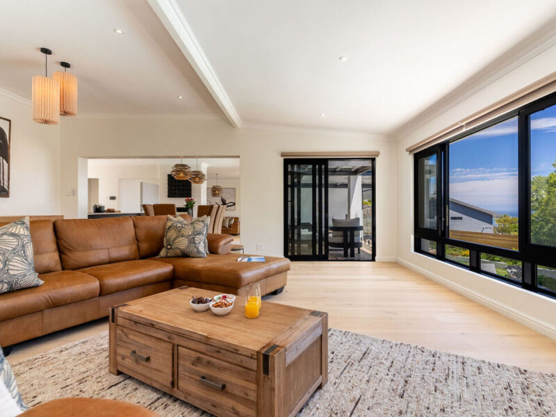 Villa Clarity - Luxury 4-Bedroom Pool Villa with Ocean & Mountain Views