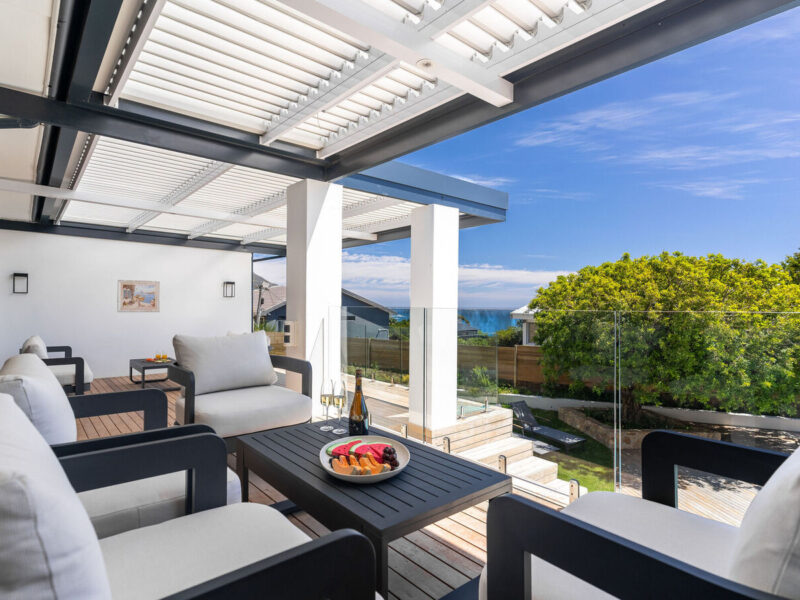 Villa Clarity - Luxury 4-Bedroom Pool Villa with Ocean & Mountain Views